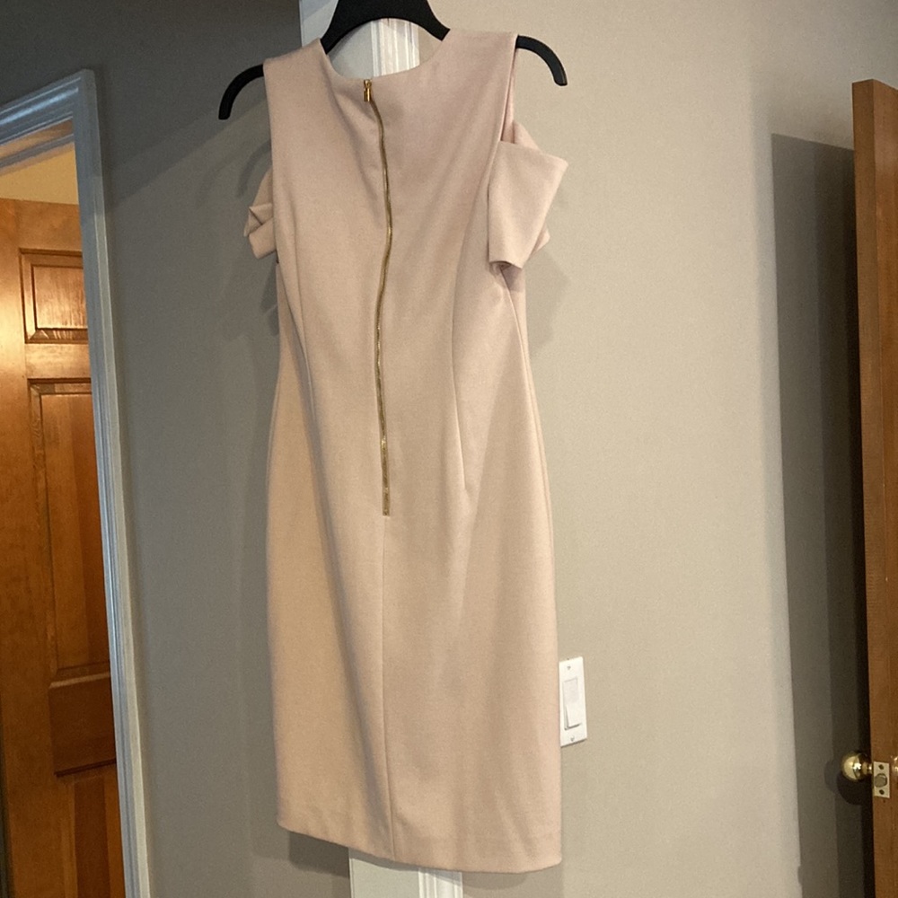 Calvin Klein dress - Picture 4 of 8